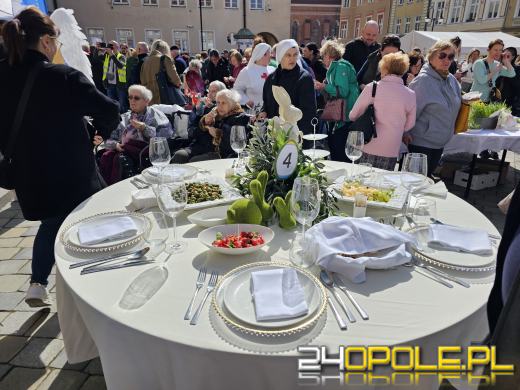 Opolanie po raz siódmy jedli wspólne Śniadanie Wielkanocne