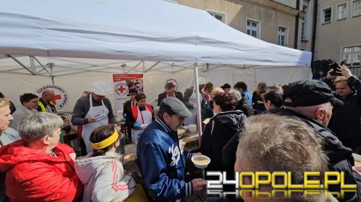 Opolanie po raz siódmy jedli wspólne Śniadanie Wielkanocne