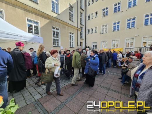 Opolanie po raz siódmy jedli wspólne Śniadanie Wielkanocne