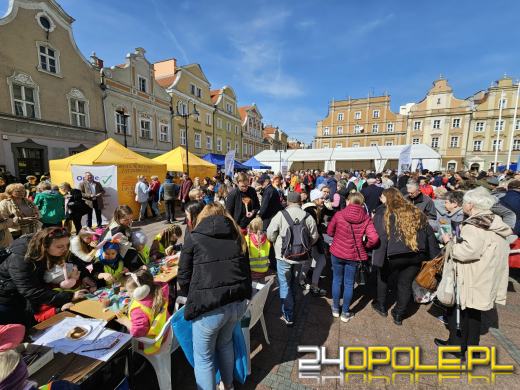 Opolanie po raz siódmy jedli wspólne Śniadanie Wielkanocne