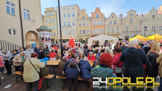 Opolanie po raz siódmy jedli wspólne Śniadanie Wielkanocne