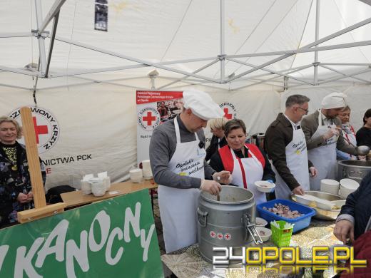 Opolanie po raz siódmy jedli wspólne Śniadanie Wielkanocne