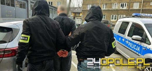 Strzelce Opolskie: Ukradł 14-latkowi telefon i groził pobiciem - jest już w areszcie (VIDEO)