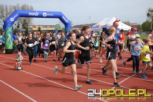 Opole biega z uśmiechem: II Bieg dla Żartu 