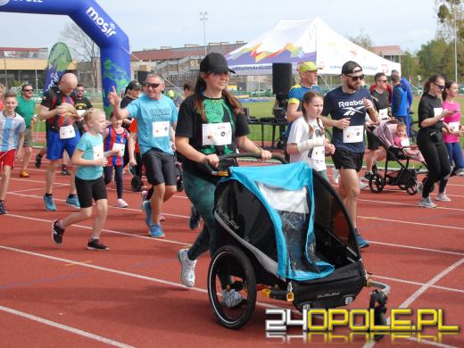 Opole biega z uśmiechem: II Bieg dla Żartu 