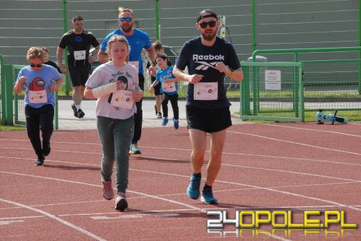 Opole biega z uśmiechem: II Bieg dla Żartu 