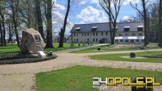 Zabytkowy park w Pokoju zaprasza na spacery