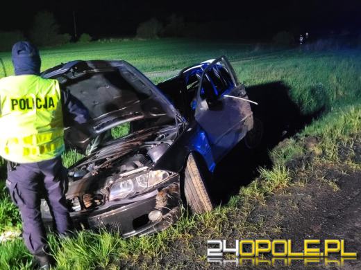BMW wypadło z drogi między Kłodnicą a Januszkowicami.