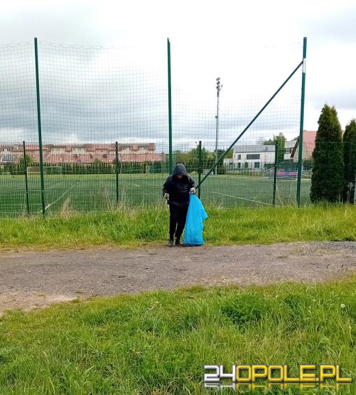 Opolanie aktywnie włączyli się w akcję sprzątania świętując Dzień Ziemi
