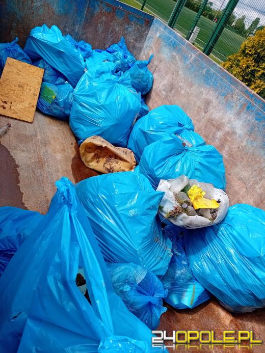 Opolanie aktywnie włączyli się w akcję sprzątania świętując Dzień Ziemi