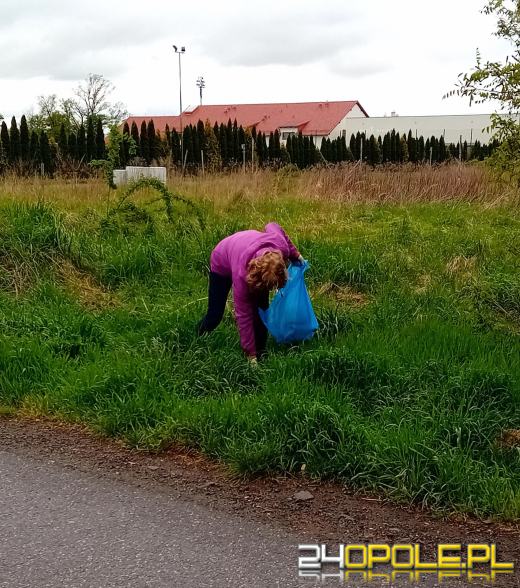 Opolanie aktywnie włączyli się w akcję sprzątania świętując Dzień Ziemi