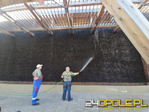 Trwa wymiana solanki w tężni na osiedlu Malinka