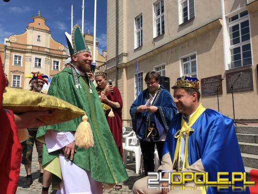 Ruszyły 26. Opolskie Dni Seniora: Królewski początek święta