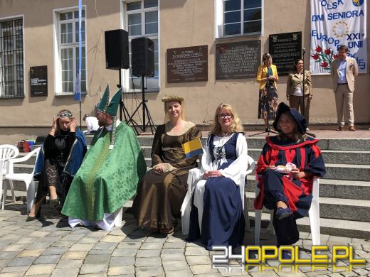 Ruszyły 26. Opolskie Dni Seniora: Królewski początek święta