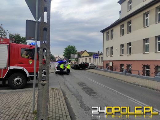 Wypadek na ulicy Oświęcimskiej: zderzenie dwóch samochodów osobowych