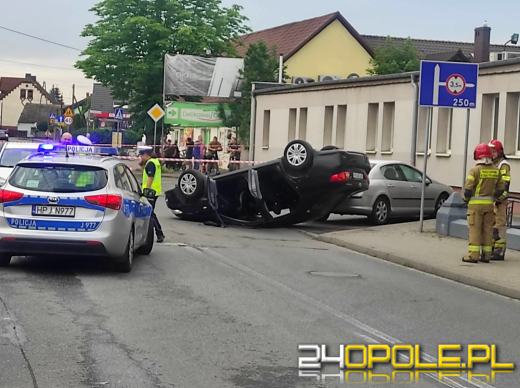 Wypadek na ulicy Oświęcimskiej: zderzenie dwóch samochodów osobowych