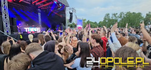 Hip-Hop na Błoniach buja już publikę 