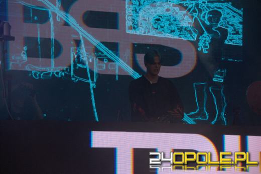 Hip-Hop na Błoniach buja już publikę 