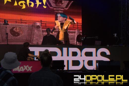 Hip-Hop na Błoniach buja już publikę 