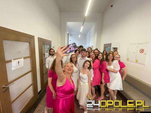 Był deszcz, wywalczyli słońce. Drugi dzień w Kawiarence z Gwiazdami