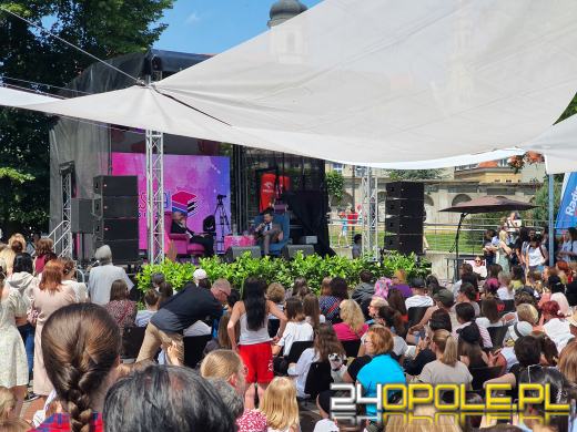 Drugi dzień Festiwalu Książki ściągnął tysiące fanów do centrum Opola