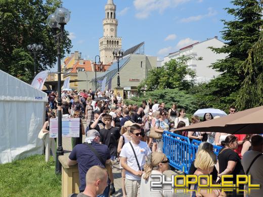 Drugi dzień Festiwalu Książki ściągnął tysiące fanów do centrum Opola