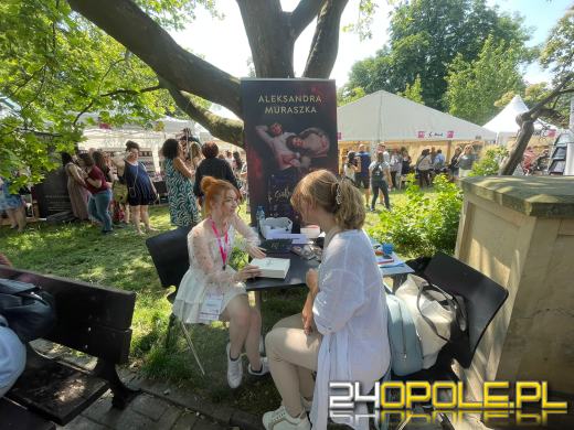 Drugi dzień Festiwalu Książki ściągnął tysiące fanów do centrum Opola