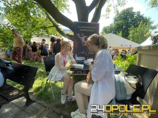 Drugi dzień Festiwalu Książki ściągnął tysiące fanów do centrum Opola