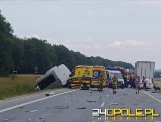 Wypadek śmiertelny na DK46. Droga zablokowana