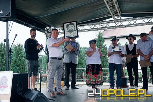 Wspólnie wybrali najlepszego wąsacza