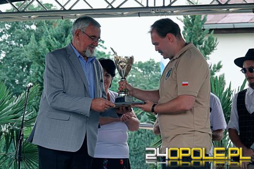 Wspólnie wybrali najlepszego wąsacza