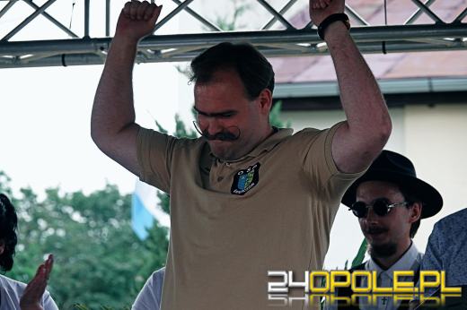 Wspólnie wybrali najlepszego wąsacza