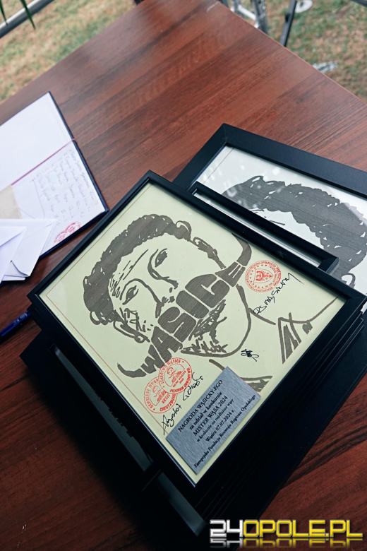 Wspólnie wybrali najlepszego wąsacza