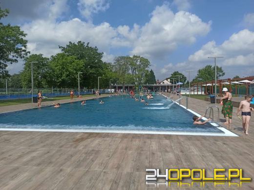  Brzeg od dziś z upragnionym basenem odkrytym