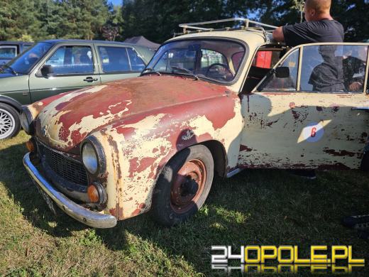 Trwa Zlot Oldtimerów w Dobrzeniu Wielkim