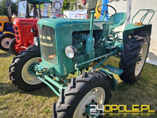 Trwa Zlot Oldtimerów w Dobrzeniu Wielkim