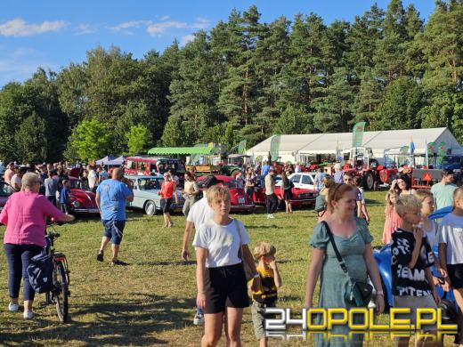 Trwa Zlot Oldtimerów w Dobrzeniu Wielkim