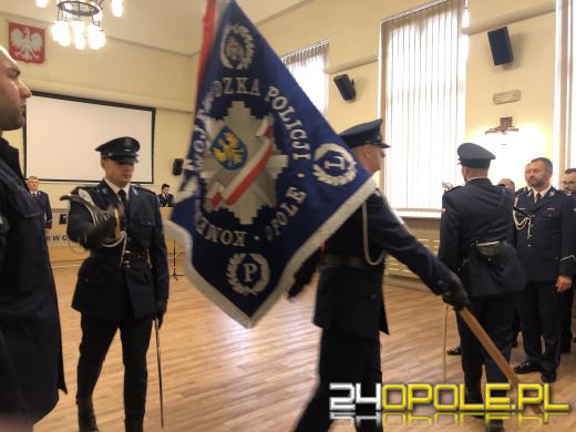17 nowych adeptów policji złożyło dziś przysięgę
