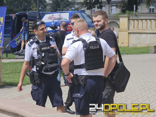 Na Placu Wolności trwa piknik z okazji Święta Policji