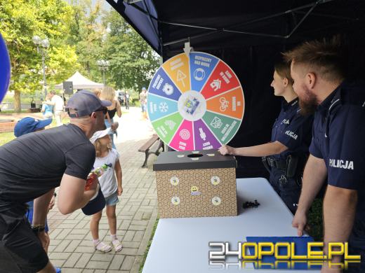 Na Placu Wolności trwa piknik z okazji Święta Policji