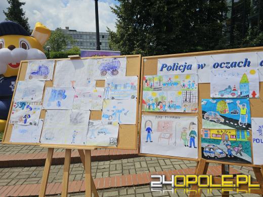 Na Placu Wolności trwa piknik z okazji Święta Policji