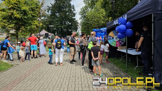Na Placu Wolności trwa piknik z okazji Święta Policji