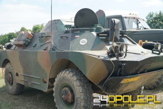 Trwa 18. Zlot Pojazdów Militarnych i Grup Rekonstrukcyjnych "Tarcza "