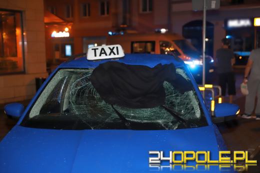 Wypadek w centrum Opola: Kierująca taksówką potrąciła pieszego