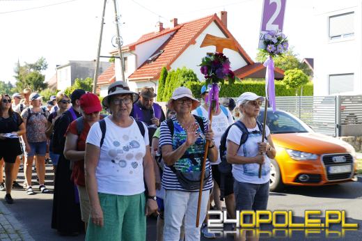 Pielgrzymi z Opola wyruszyli na Jasną Górę