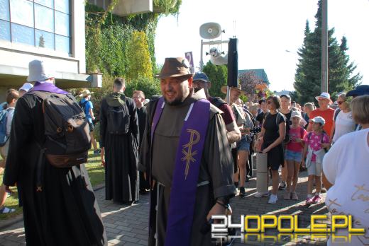 Pielgrzymi z Opola wyruszyli na Jasną Górę