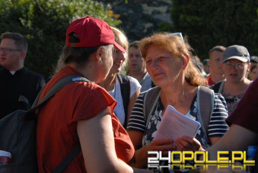 Pielgrzymi z Opola wyruszyli na Jasną Górę