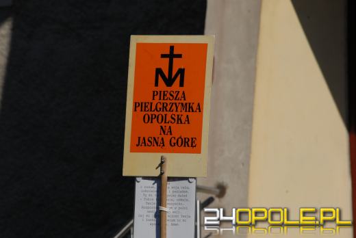 Pielgrzymi z Opola wyruszyli na Jasną Górę