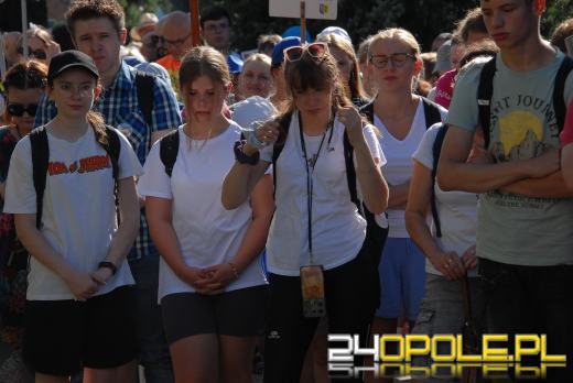 Pielgrzymi z Opola wyruszyli na Jasną Górę