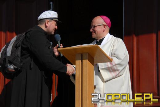 Pielgrzymi z Opola wyruszyli na Jasną Górę